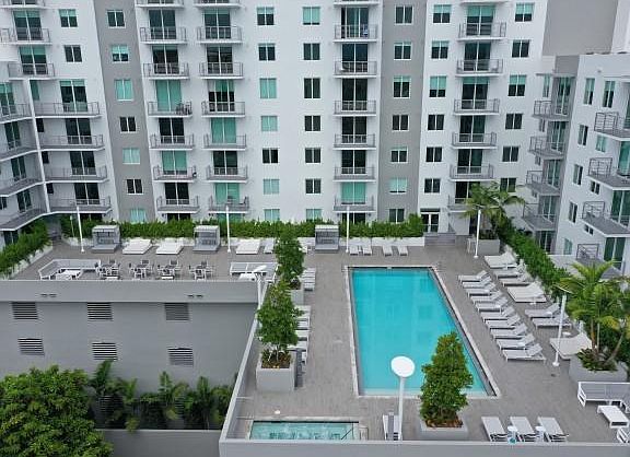 5th image of 110 NW 7th Ave #101