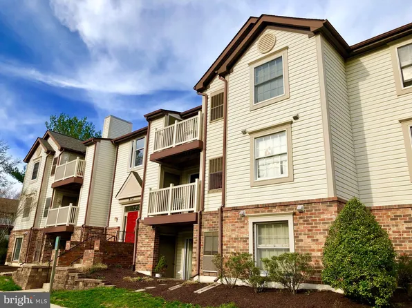 812 Stratford Way APT J, Frederick, MD 21701