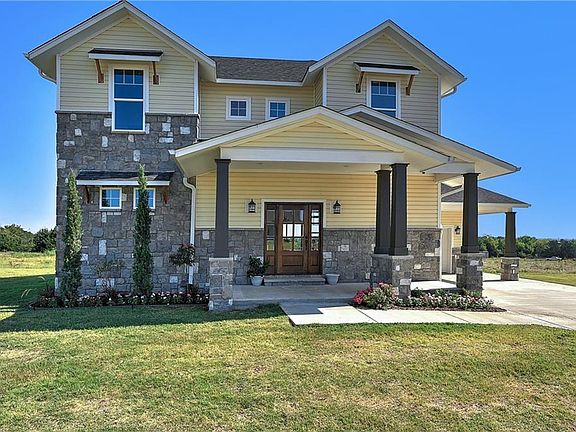 3rd image of 062 Wisteria Pl