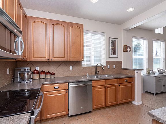 4th image of 4348B Santo Domingo St