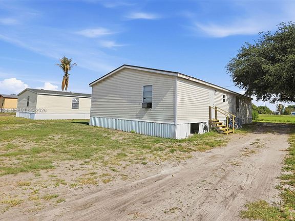 5th image of 741 Alabama Ave