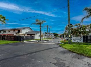 11680 NW 1st Ter APT 3, Miami, FL 33172