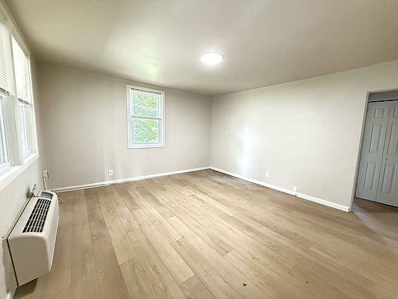 3rd image of 3131 Conner Dr NE APT 7