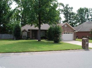 125 Deauville Dr, Maumelle, AR 72113