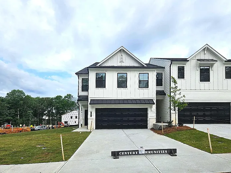 7436 Quinn Pl — Photo 2