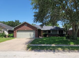 609 Newhaven St, Victoria, TX 77904