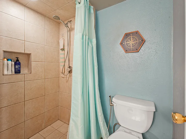 28 Oakbrook Dr #1 — Photo 3