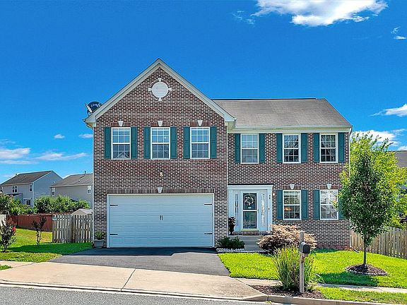 3rd image of 33 Brushy Creek Cir