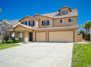 7932 La Crosse Way, Riverside, CA 92508