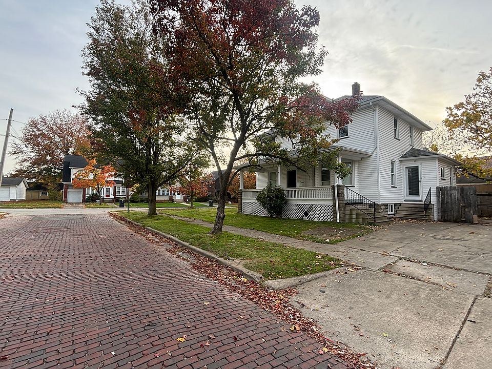 Beautful Corner House