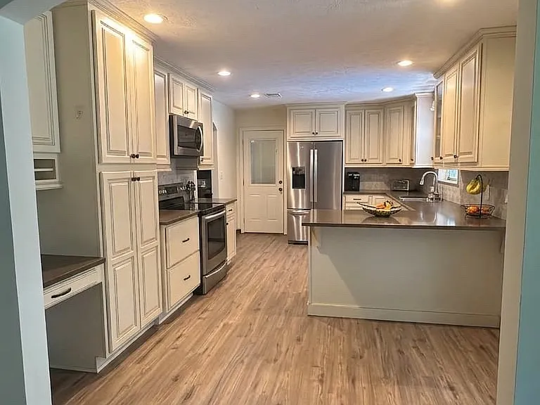 3080 Chimney Rdg E — Photo 4