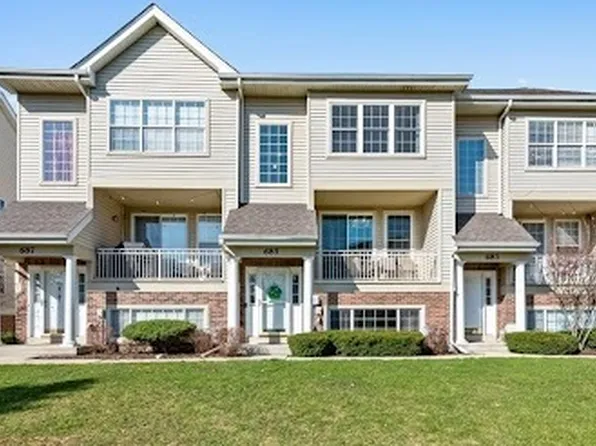 685 Pheasant Trl, Saint Charles, IL 60174