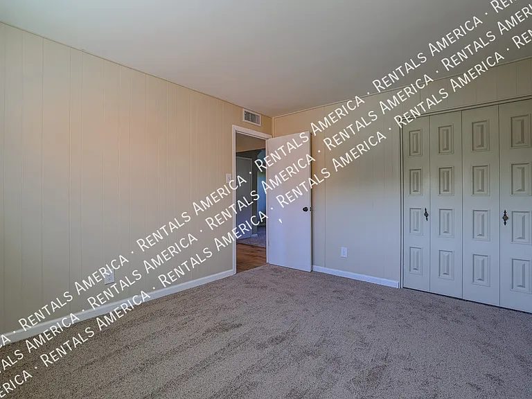 8613 E Clarendon Ave — Photo 22