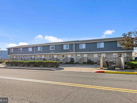 5th image of 507 32nd St Unit 25