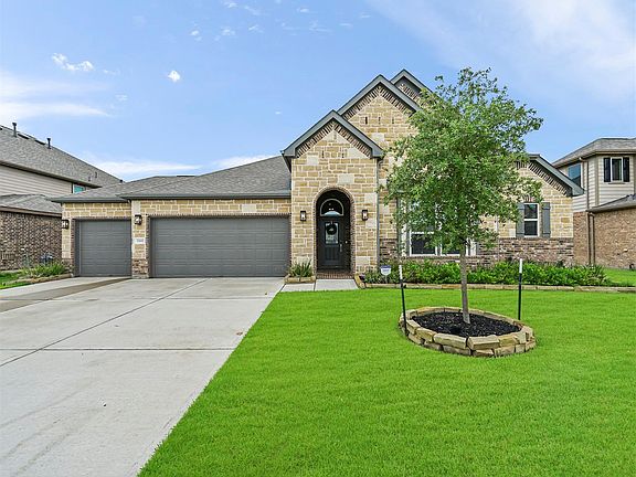 5th image of 15602 Westward Lake Ln