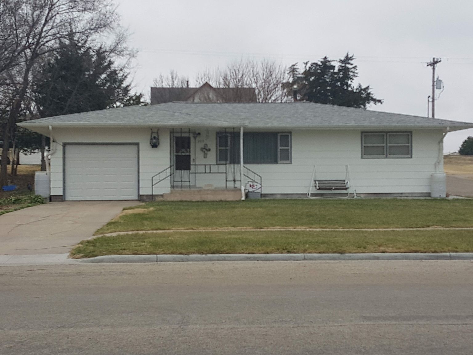 205 S Main St, Lenora, KS 67645 Zillow