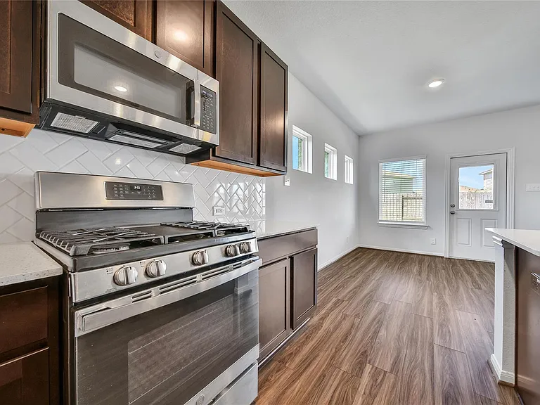 20975 New Proper Dr — Photo 6