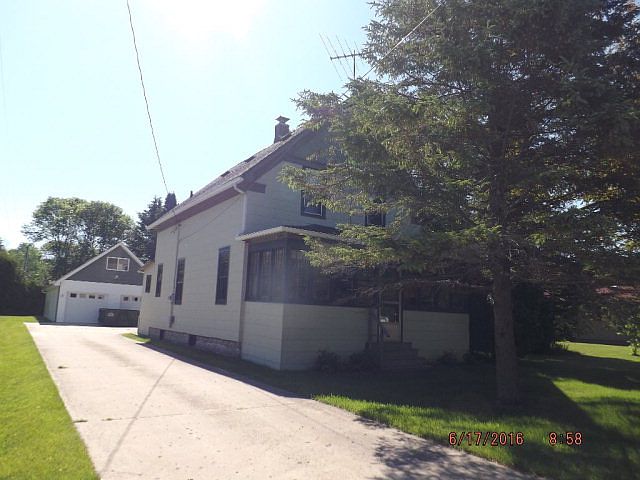 1st image of 628 S 15th Ave