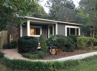 124 McFalls Rd, Asheville, NC 28805