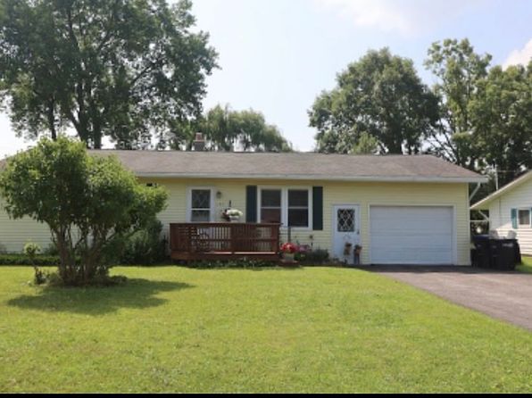 127 Canandaigua Ave