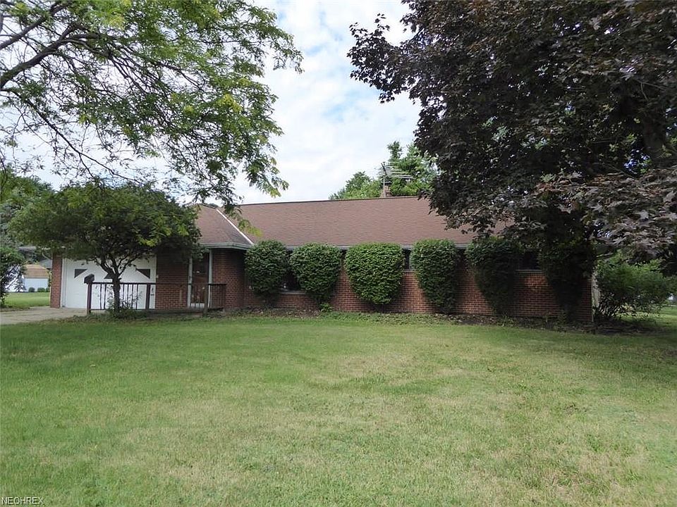 1st image of 422 Cary Jay Blvd