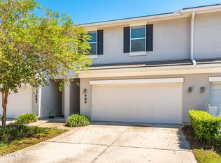 489 Walnut Dr, Saint Johns, FL 32259