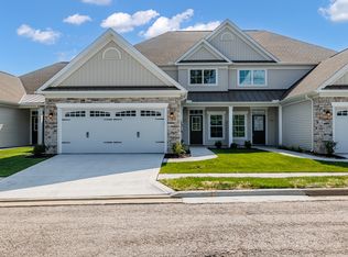 5051 Shepherds Gln, Willoughby, OH 44094