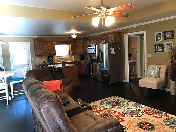 5th image of 203 Heritage Ln