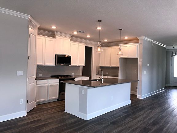 3rd image of 49 Gilchrist Way