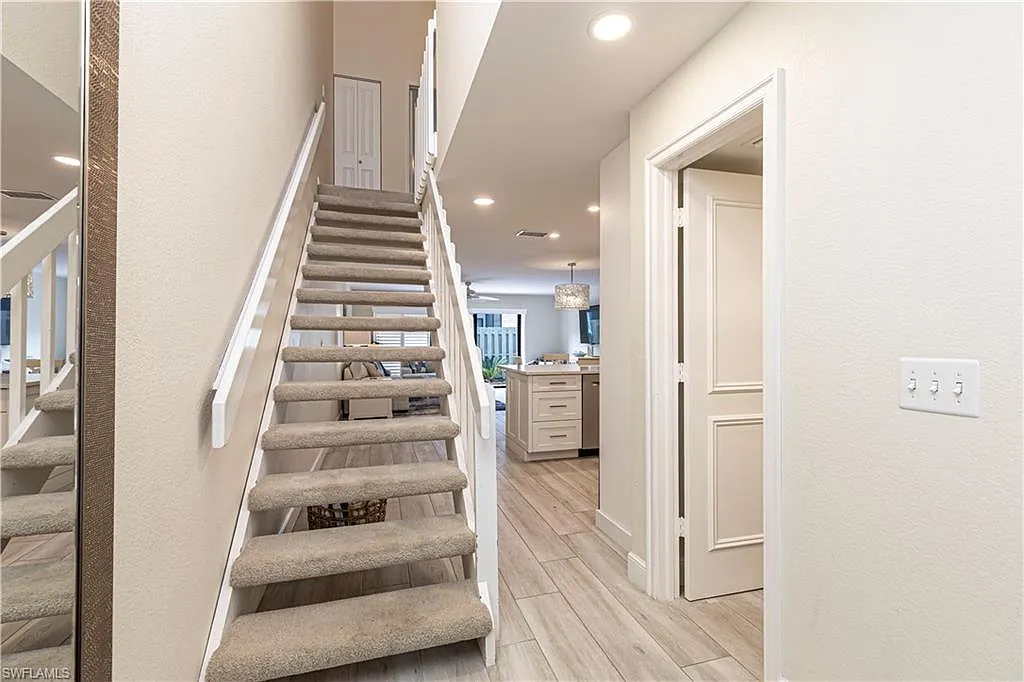 2 bed, 2.5 bath, 1360 sqft, $5,500 — Photo 1