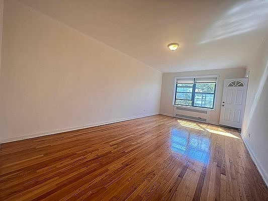 3rd image of 34-35 76th St #5U