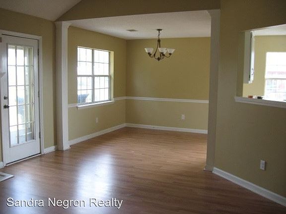 5th image of 3649 Crawfordville Dr