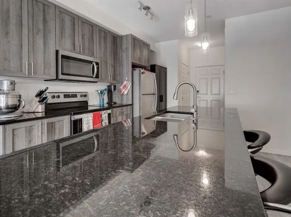 151 N Legacy Main St SE #5309, Calgary, AB T2X 4A4