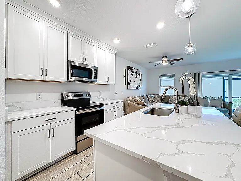 5649 Tripoli Dr — Photo 8