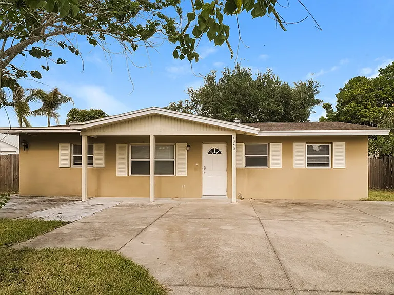 4346 Tufts Ave — Photo 1
