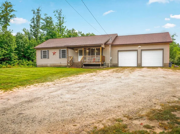 331 Foss Road, Limerick, ME 04048