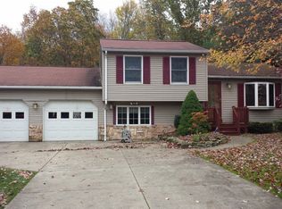 11082 Scarlet Dr, Meadville, PA 16335