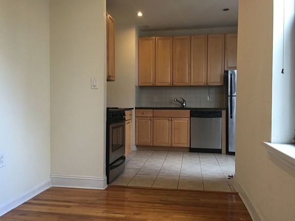 4th image of 711 Ocean Ave APT 1D