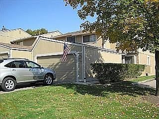 1st image of 1122 Washington Cir