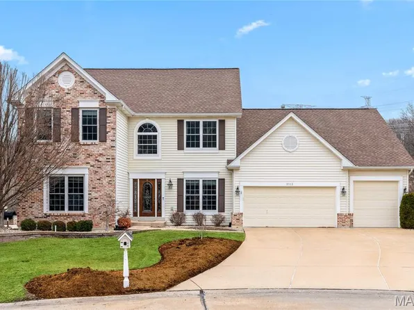 2112 Wildwood Meadows Ct, Chesterfield, MO 63005