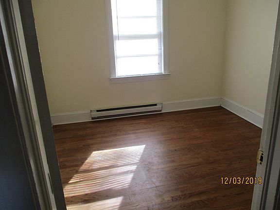 5th image of 908 Skyway Dr