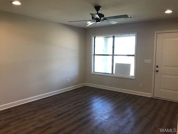 4th image of 205 Wexford Way #75