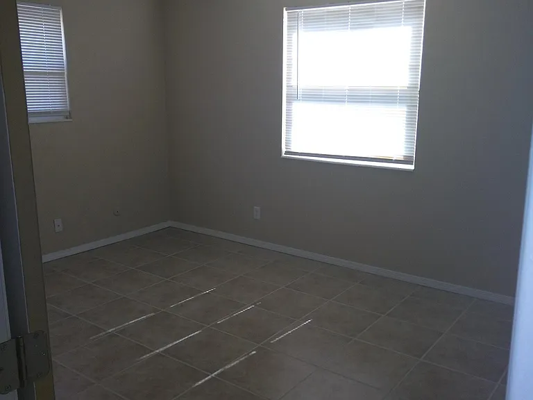 405 Oreja De Oro Dr SE — Photo 21