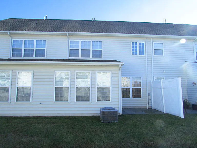 206 W Bourne Way #1-3 — Photo 16