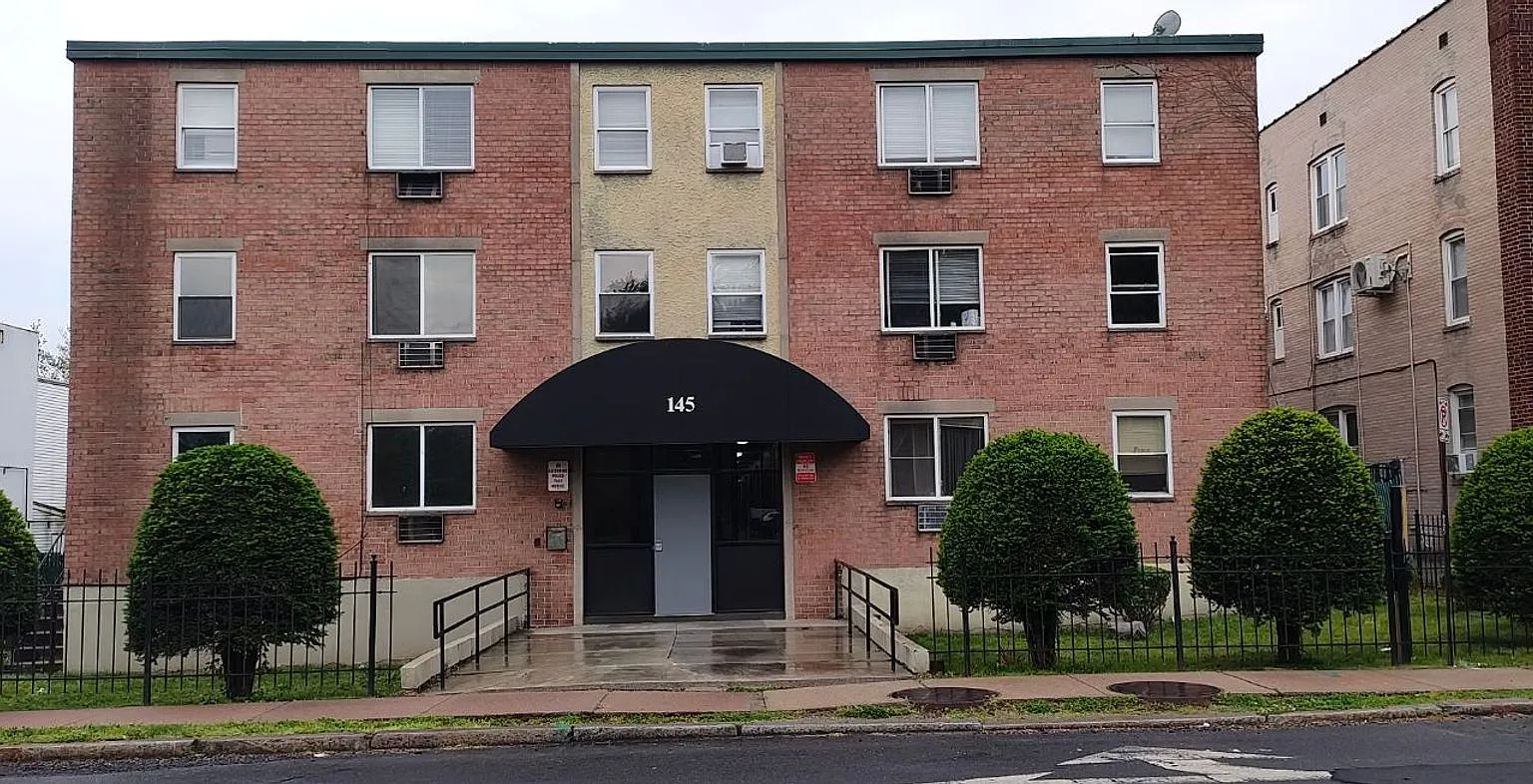 145 Sisson Avenue — Photo 1