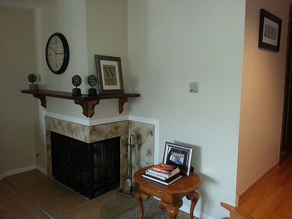 4th image of 631 Cross Creek Dr #D