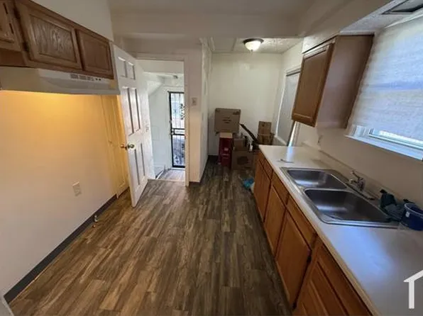 15703 Glendale Ave, Cleveland, OH 44128