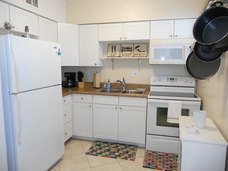 4000 Ocean Beach Blvd #1F — Photo 3