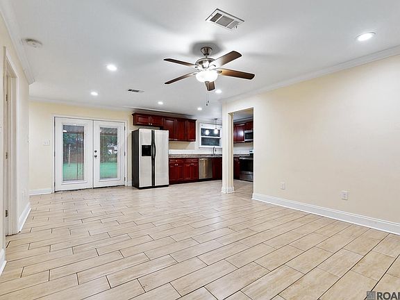 5th image of 2254 Carolyn Ave