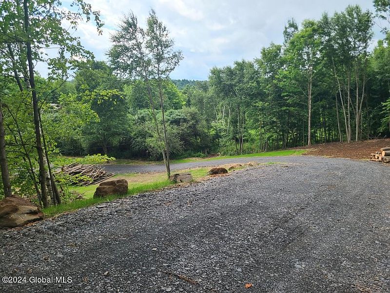 5th image of L29 Lily Pond Road